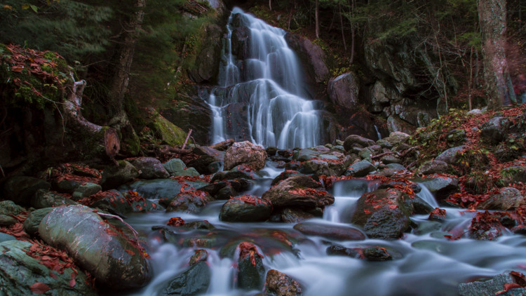 Moss Glen Falls along Vermont Route 100